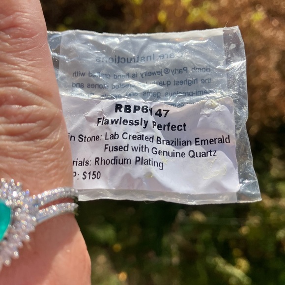 Bomb Party Flawlessly Perfect Ring Size 7 - Picture 5 of 6